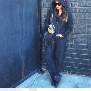 Roots Cabin Onesie Unisex